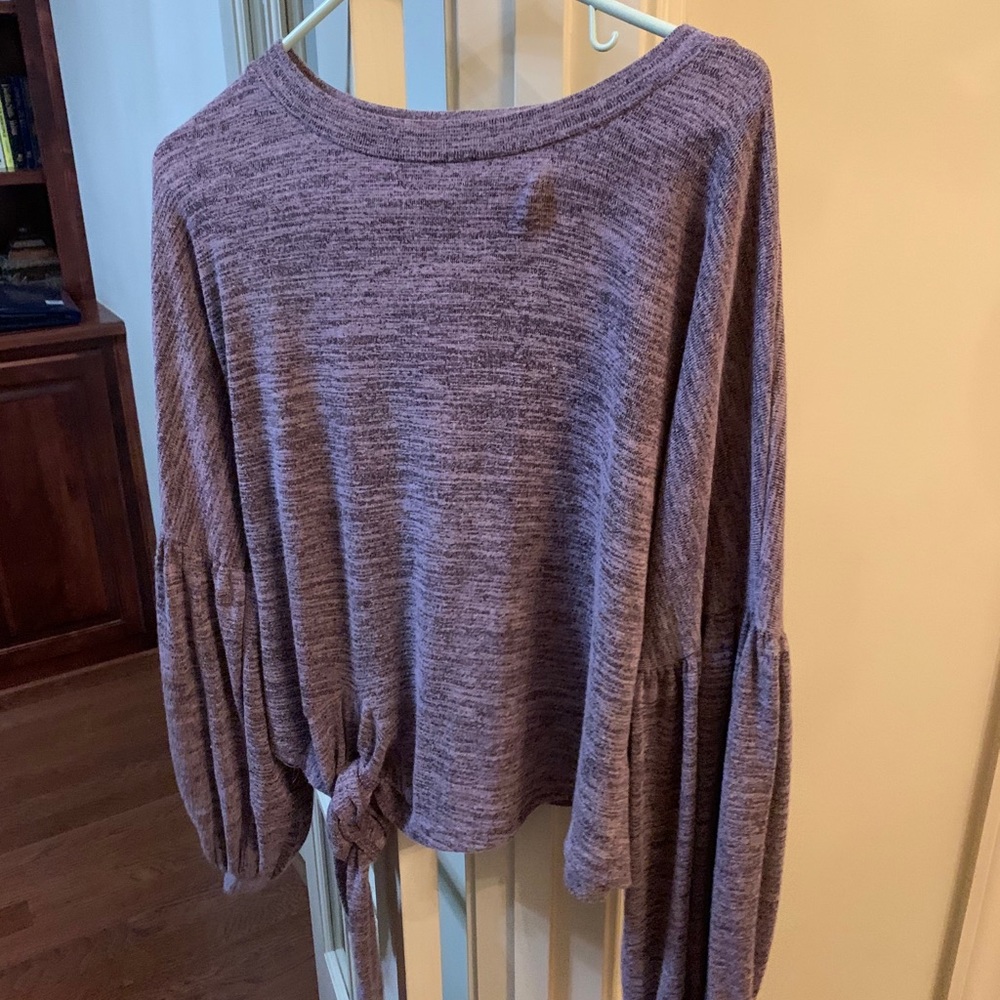 Purple balloon sleeve top